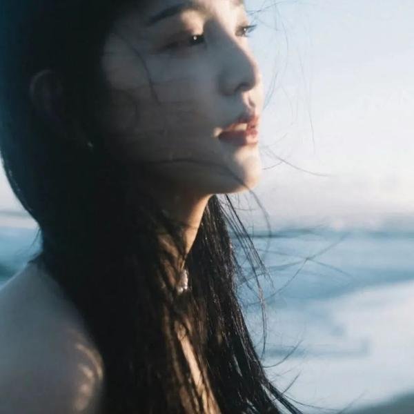 废墟中的爱情